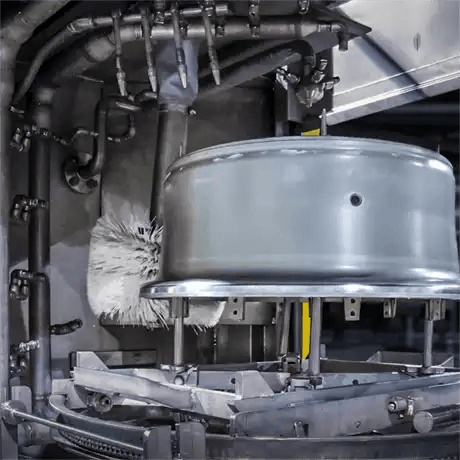 The TYPHOON®-AWW remove grease, rubber residues, dirt, and brake dust from wheel hubs prior to their inspection or overhaul.
