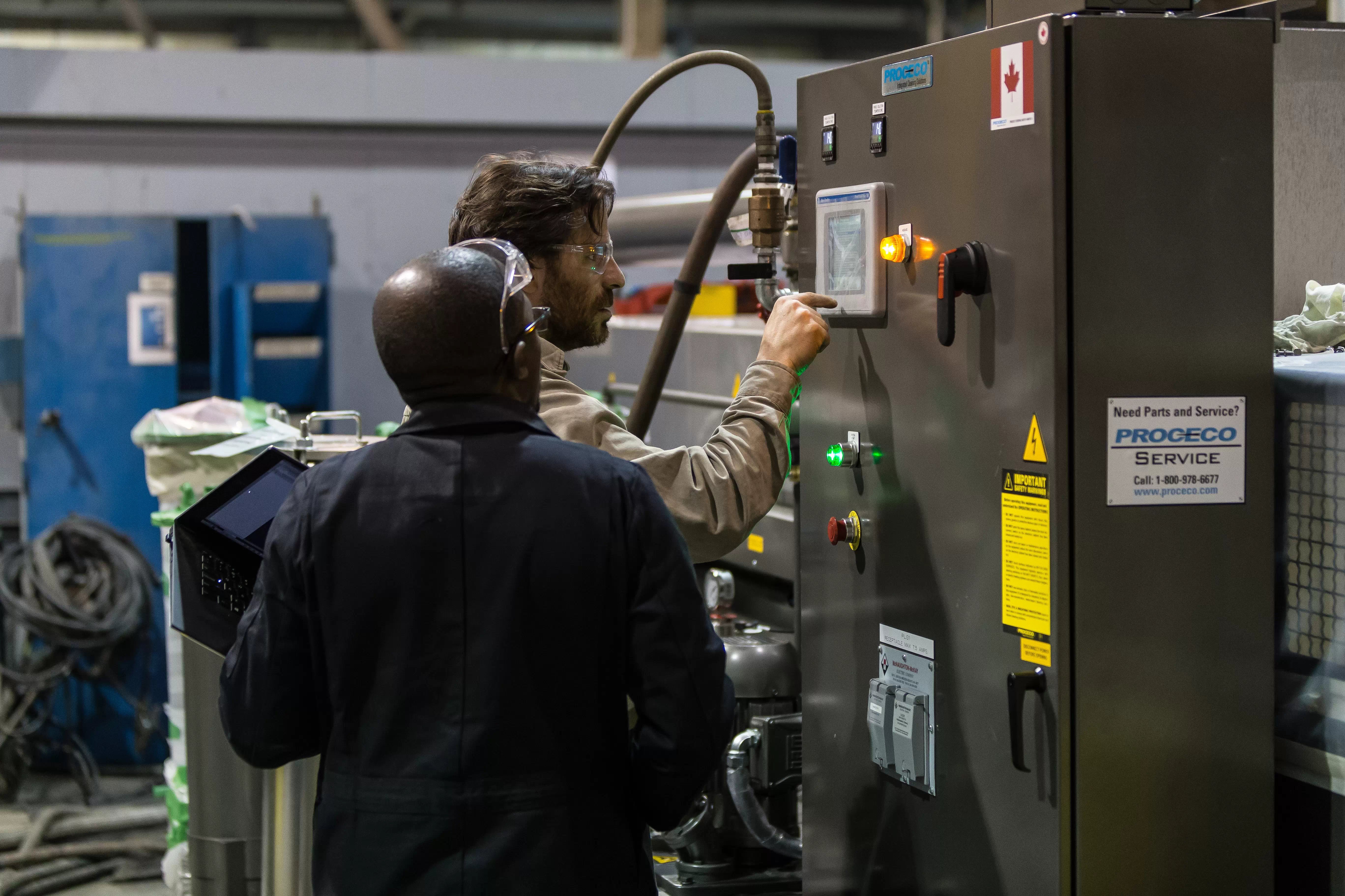 Get expert technical support from PROCECO. Our team is ready to assist with troubleshooting, maintenance, and optimizing your parts washing systems