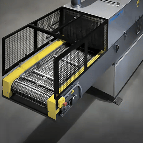 Industrial grade conveyor parts washers provides multiple stages like wash, rinse, rust inhibit and drying